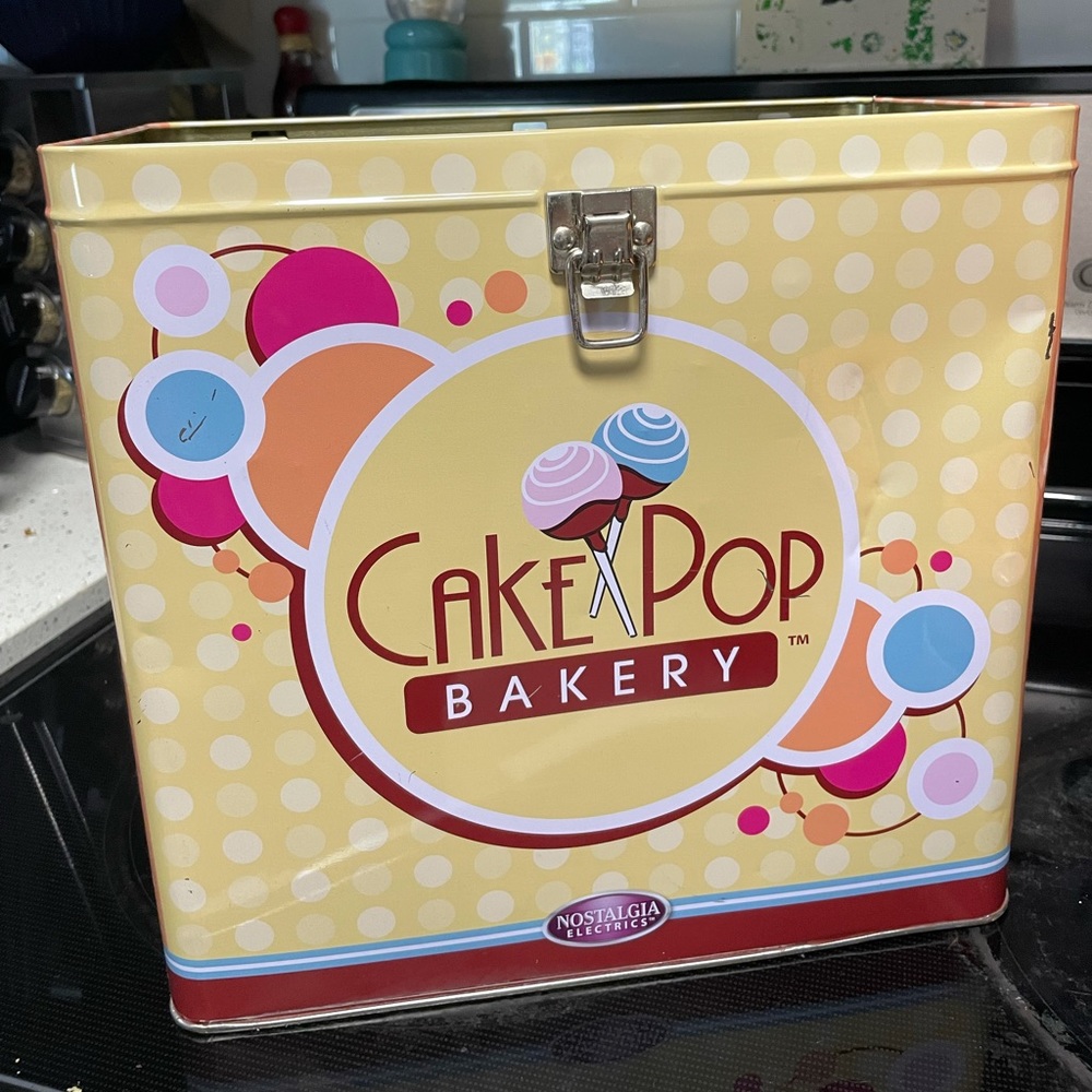 Cake pop maker. Good condition.Will clean interior